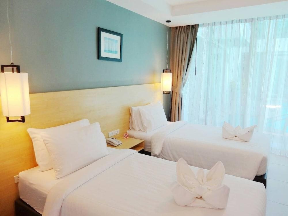Good Day Phuket Hotel Экстерьер фото