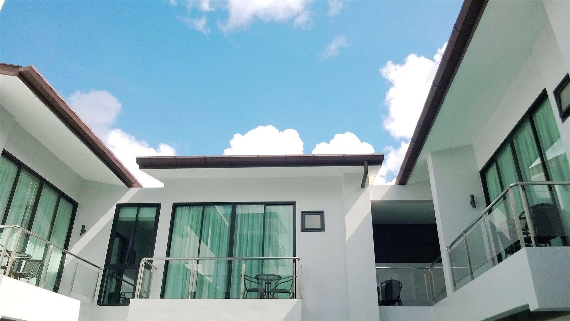 Good Day Phuket Hotel Экстерьер фото
