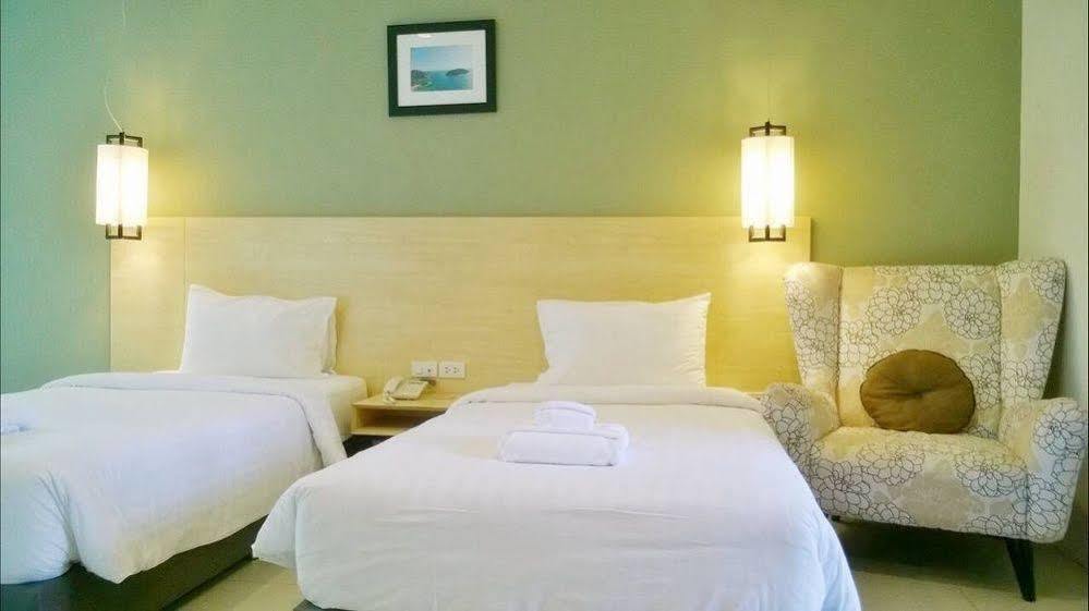 Good Day Phuket Hotel Экстерьер фото